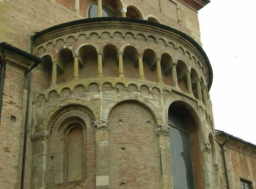 File:Duomo di parma, abside dx 01.JPG - Wikimedia Commons