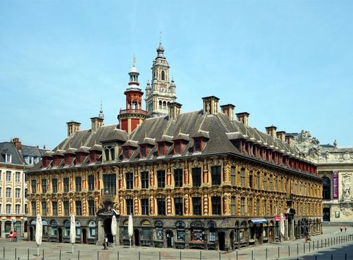 File:Lille vieille bourse profil.JPG - Wikimedia Commons