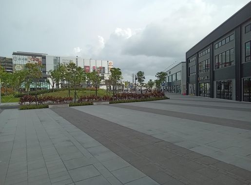 File:Lovego Plaza Area A & Area B - 20220809.jpg - Wikimedia Commons