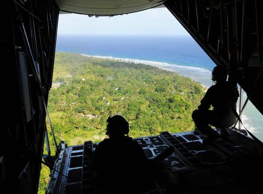 Operation Christmas Drop, cheer from above > Pacific Air Forces > Article  Display