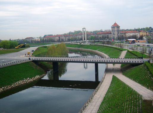 File:Tiltas į Nemuno salą iš A.Mickevičiaus g.JPG - Wikimedia Commons