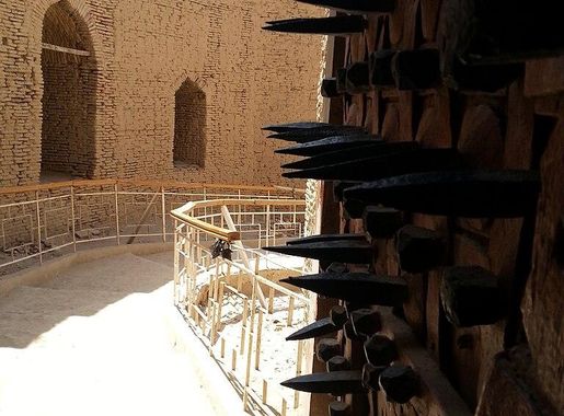 File:Gate inside Kot Diji Fort, Khairpur Mirs, Sindh, Pakistan.jpg -  Wikimedia Commons