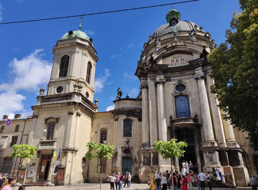 Файл:Dominican church, Lviv.jpg — Вікіпедія