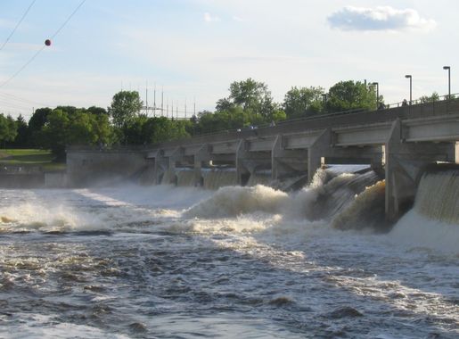 File:Coon Rapids River Dam - Coon Rapids, Minnesota.jpg - Wikipedia