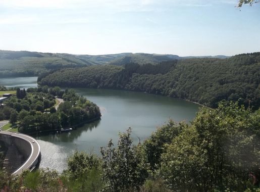 File:Esch-Saure Lake.JPG - Wikimedia Commons