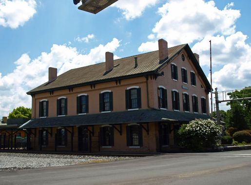File:Huntsville Depot July 2010 03.jpg - Wikimedia Commons