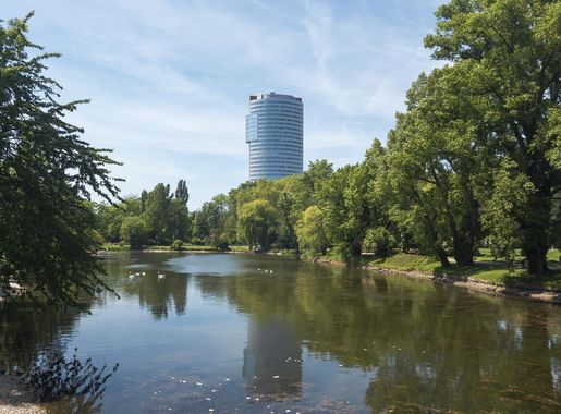 File:Wien 21 Wasserpark b.jpg - Wikimedia Commons