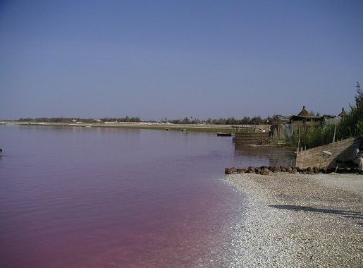 File:Lac Rose in Senegal.jpg - Wikipedia