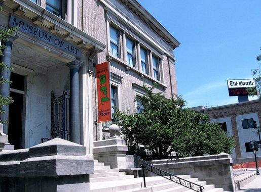 File:Cedar rapids Museum of Art - panoramio.jpg - Wikimedia Commons