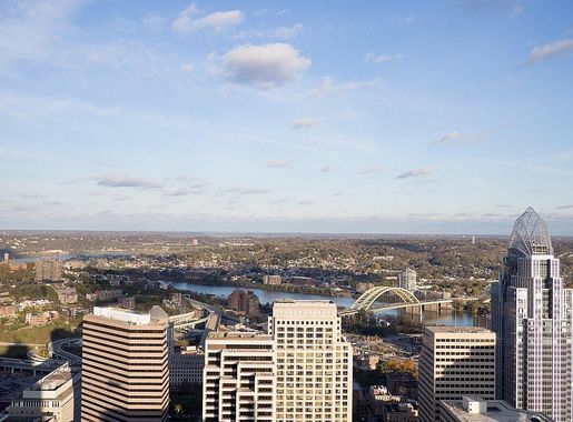 File:Carew Tower Observation Deck Cincinnati Oh (184538335).jpeg -  Wikimedia Commons