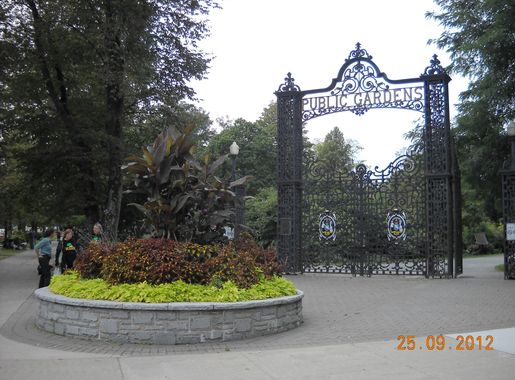 File:Public Gardens 5769 Spring Garden Road Halifax Nova Scotia Canada.JPG  - Wikimedia Commons