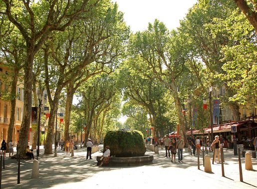 File:Cours Mirabeau, Aix-en-Provence.jpg - Wikimedia Commons