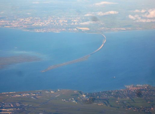 File:The Oresund Connection - photo from the air.JPG - Wikimedia Commons