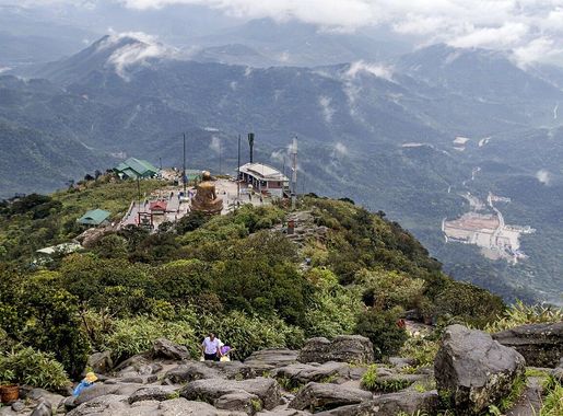 File:Phong cảnh núi Yên Tử.jpg - Wikipedia