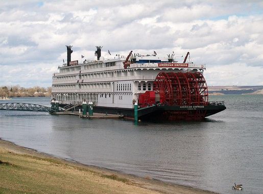 File:American Empress at Howard Amon Park, stern.jpg - Wikimedia Commons