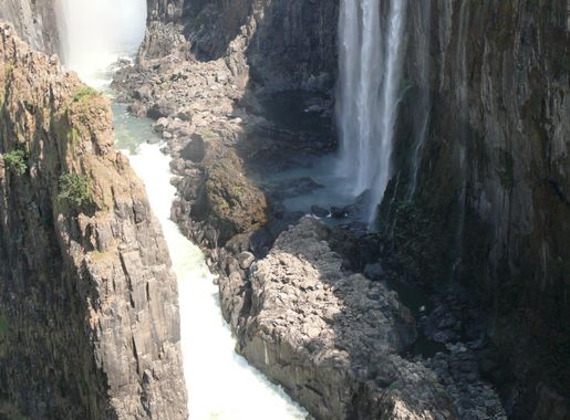 Free Images : waterfall, river, formation, cliff, africa, canyon, terrain,  body of water, ravine, wasserfall, water feature, wadi, zambia, victoria  falls, geological phenomenon 1920x2560 - - 1339149 - Free stock photos -  PxHere