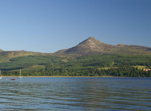 File:Goatfell from Brodick Harbour.jpg - Wikimedia Commons