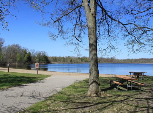 File:Highland Recreation Area Michigan Teeple Lake Beach.JPG - Wikimedia  Commons