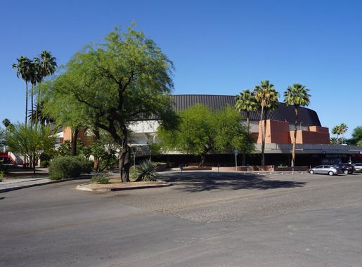 File:University of Arizona May 2019 31 (McKale Memorial Center).jpg -  Wikimedia Commons