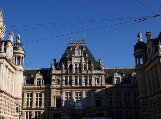 File:Townhall of Saint-Gilles.jpg - Wikimedia Commons