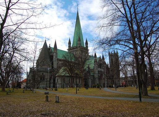 File:Nidaros cathedral Trondheim 2009 1.JPG - Wikimedia Commons