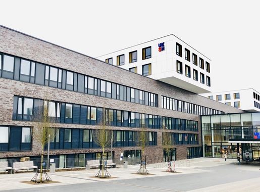 Datei:UKSH Lübeck.jpg – Wikipedia