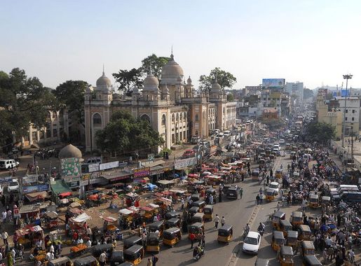 File:Traffic view from Charminar.JPG - Wikimedia Commons
