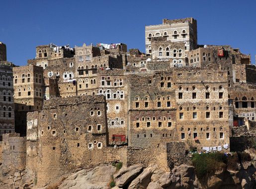 File:Hajarah, Haraz Mountains, Yemen (4325360732).jpg - Wikimedia Commons