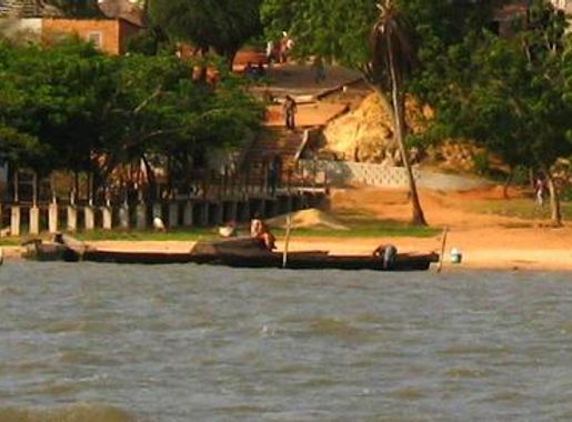 File:Togoville, Togo view - banner.jpg - Wikimedia Commons