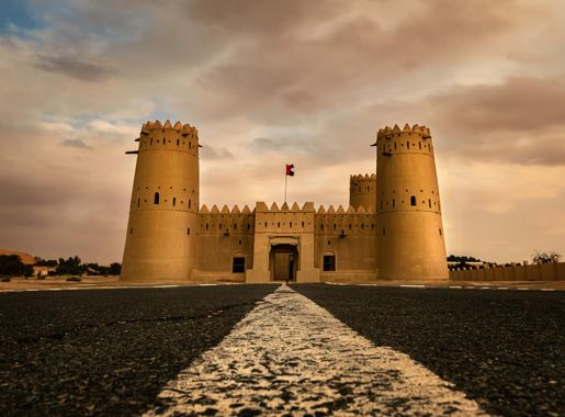 File:Liwa Fort.jpg - Wikimedia Commons