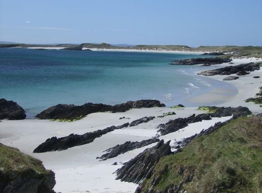 File:Coastal walk south east Isle of Colonsay.JPG - Wikimedia Commons
