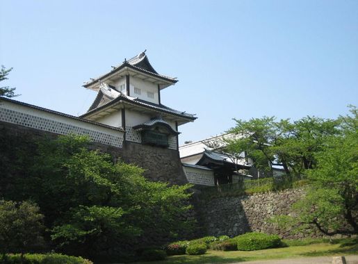 File:Kanazawa Castle Gate.JPG - Wikimedia Commons