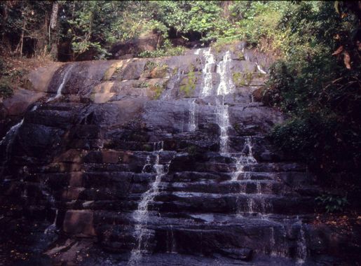 File:La Cascade de Man 1990.jpg - Wikimedia Commons