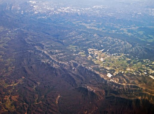 File:Stony Creek Syncline in the Appalachian Mountains (Holston Mountain-Shady  Valley-Iron Mountains, Tennessee, USA) 1.jpg - Wikimedia Commons