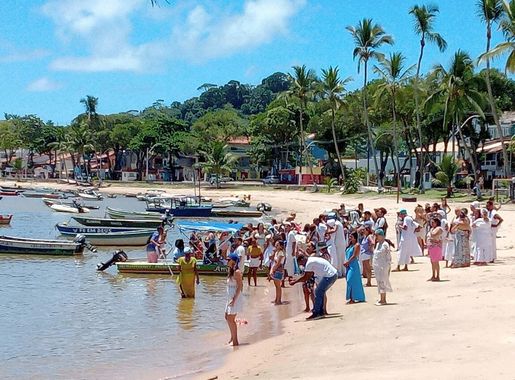 File:Praia da concha.jpg - Wikimedia Commons