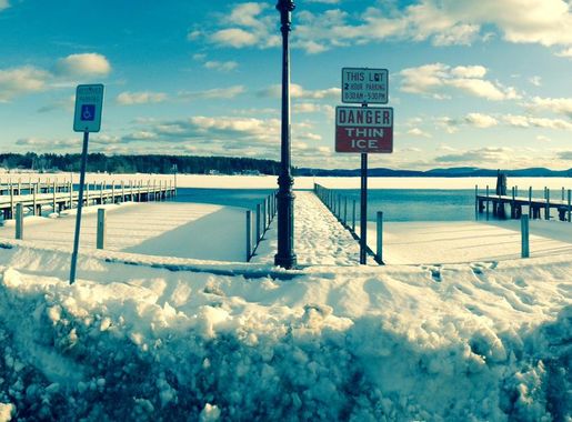 File:Panoramic view of snowy Lake Winnipesaukee from the Wolfeboro Town  Docks, Wolfeboro NH 2014.jpg - Wikimedia Commons