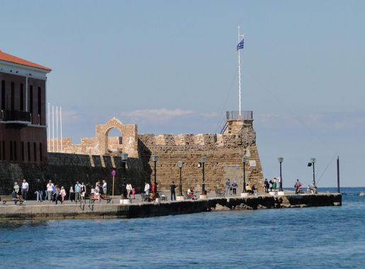 File:Firkas Fortress, Chania 01.jpg - Wikipedia