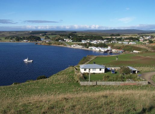 File:Chatham Island Waitangi.JPG - Wikipedia