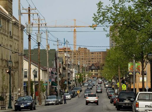 File:Brady Street Milwaukee May10.jpg - Wikimedia Commons