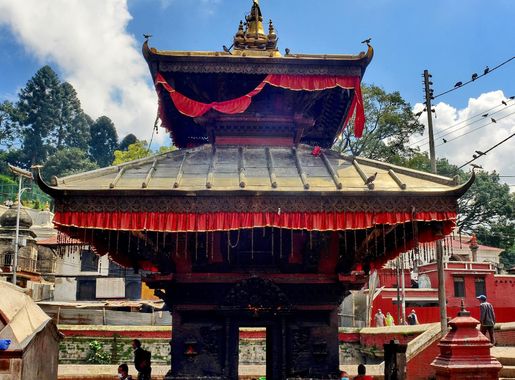 File:Vatsaleshwari Temple Pashupatinath Kathmandu Nepal Rajesh Dhungana  (4).jpg - Wikimedia Commons