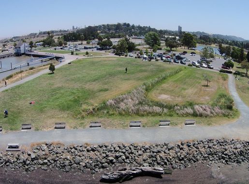 File:Aerial view of the Martinez Regional Shoreline.JPG - Wikimedia Commons