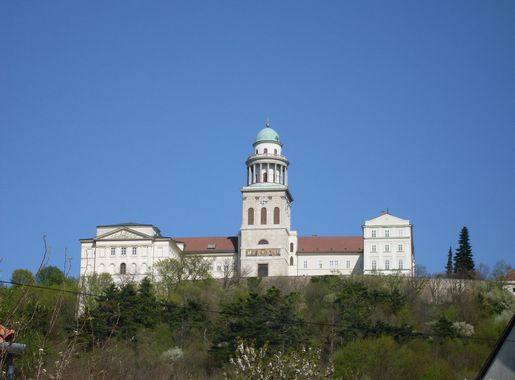 File:UNESCO, HUNGARY-PANNONHALMA - panoramio (6).jpg - Wikimedia Commons