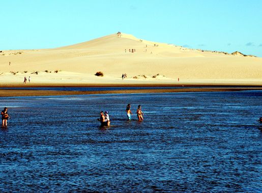File:Dunas y Playa de Valizas Rocha Uruguay - panoramio.jpg - Wikimedia  Commons
