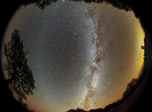 File:Starry Horizon from Kitt Peak.jpg - Wikimedia Commons
