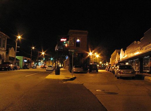 File:Houma, Louisiana at night 2009.jpg - Wikimedia Commons