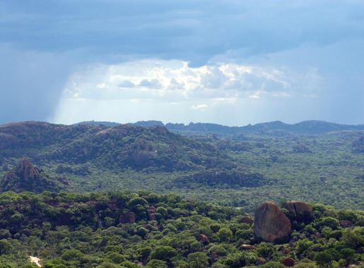 File:ZW Matobo NPview.JPG - Wikimedia Commons
