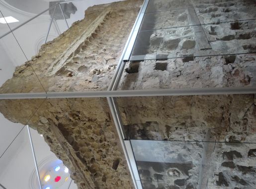 File:Ćele-kula, Niš, Srbija, 10.JPG - Wikimedia Commons