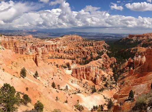 File:2013-09-21 14 26 22 Panorama east between Sunrise Point and Sunset  Point in Bryce Canyon National Park.JPG - Wikimedia Commons