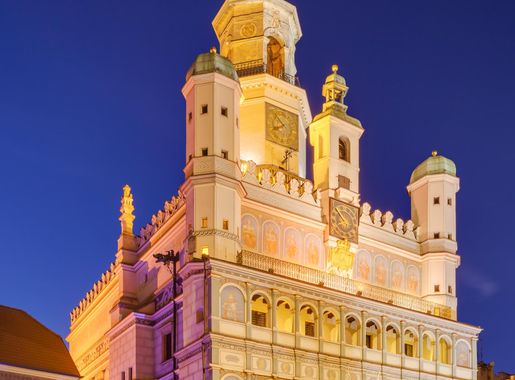 File:Ayuntamiento, Poznan, Polonia, 2014-09-18, DD 67-72 HDR.jpg - Wikipedia