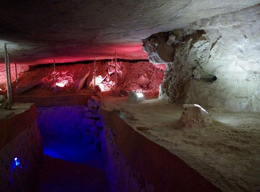 Plik:Krzemionki 20150519 6496.jpg – Wikipedia, wolna encyklopedia